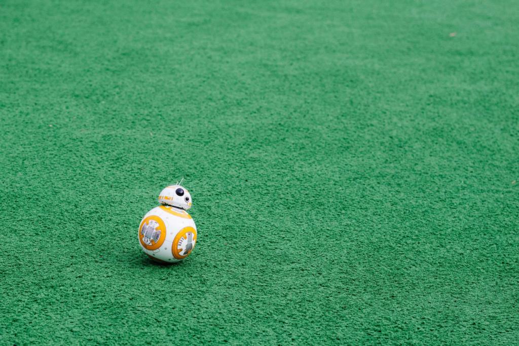 star wars robot BB8