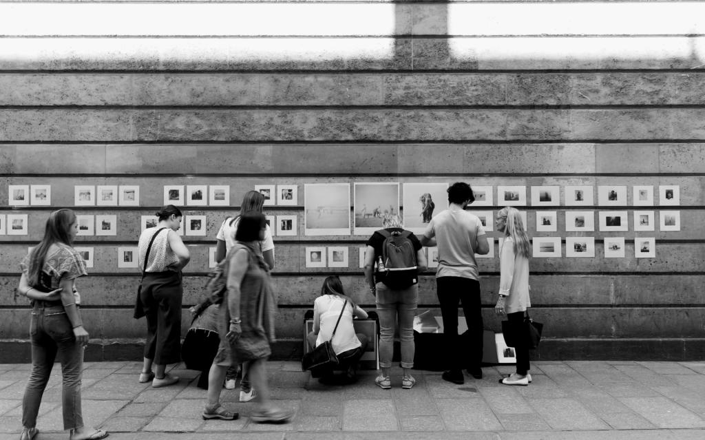 Pubic Viewing Gallery