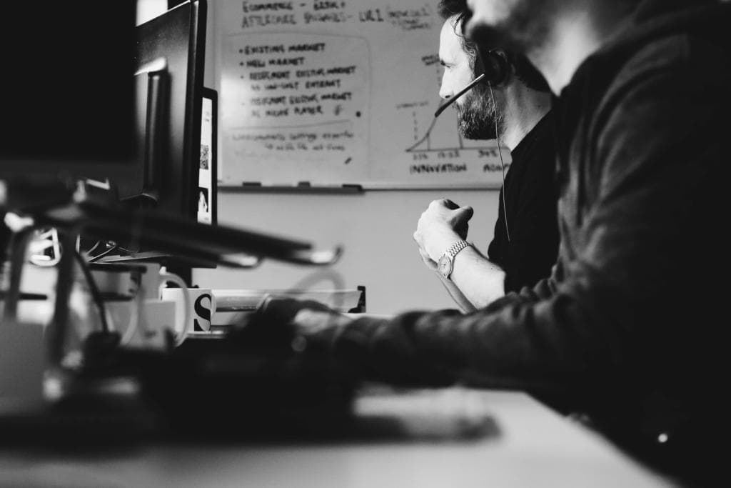 discussing seo and ppc services on phone